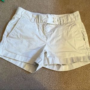 Vineyard Vines Khaki shorts